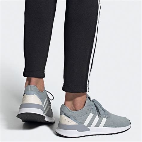 adidas graue schuhe damen|Graue Damen.